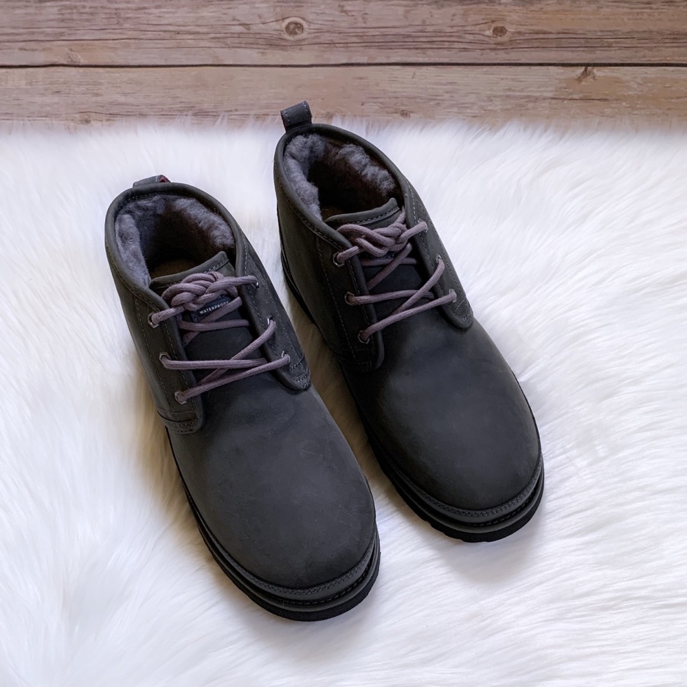 UGG Men’s Neumel Waterproof Chukka Boots - Picture 3 of 8